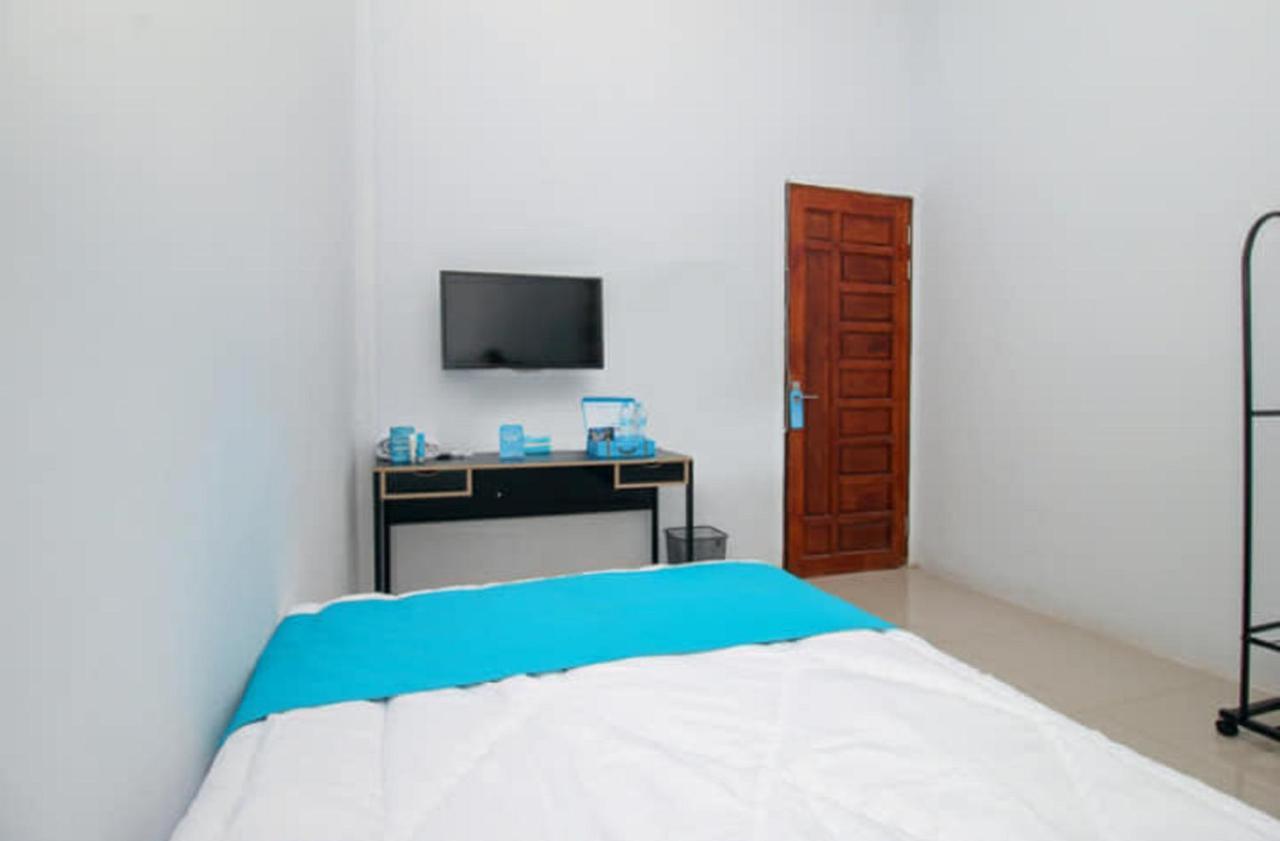 Khalisa Home Syariah Pontianak Buitenkant foto