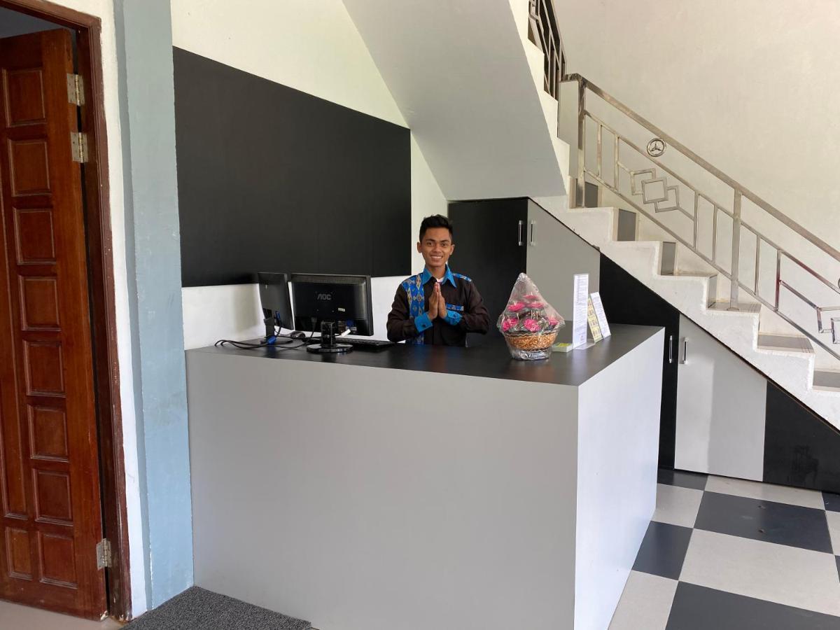 Khalisa Home Syariah Pontianak Buitenkant foto
